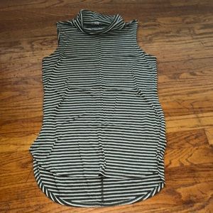 LOFT Outlet Green/Cream Striped Turtle Neck Sleeveless Top Women’s Small